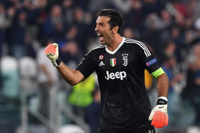  佛罗伦萨门将泰拉恰诺屡献神扑，虽败犹荣赢得满堂喝彩